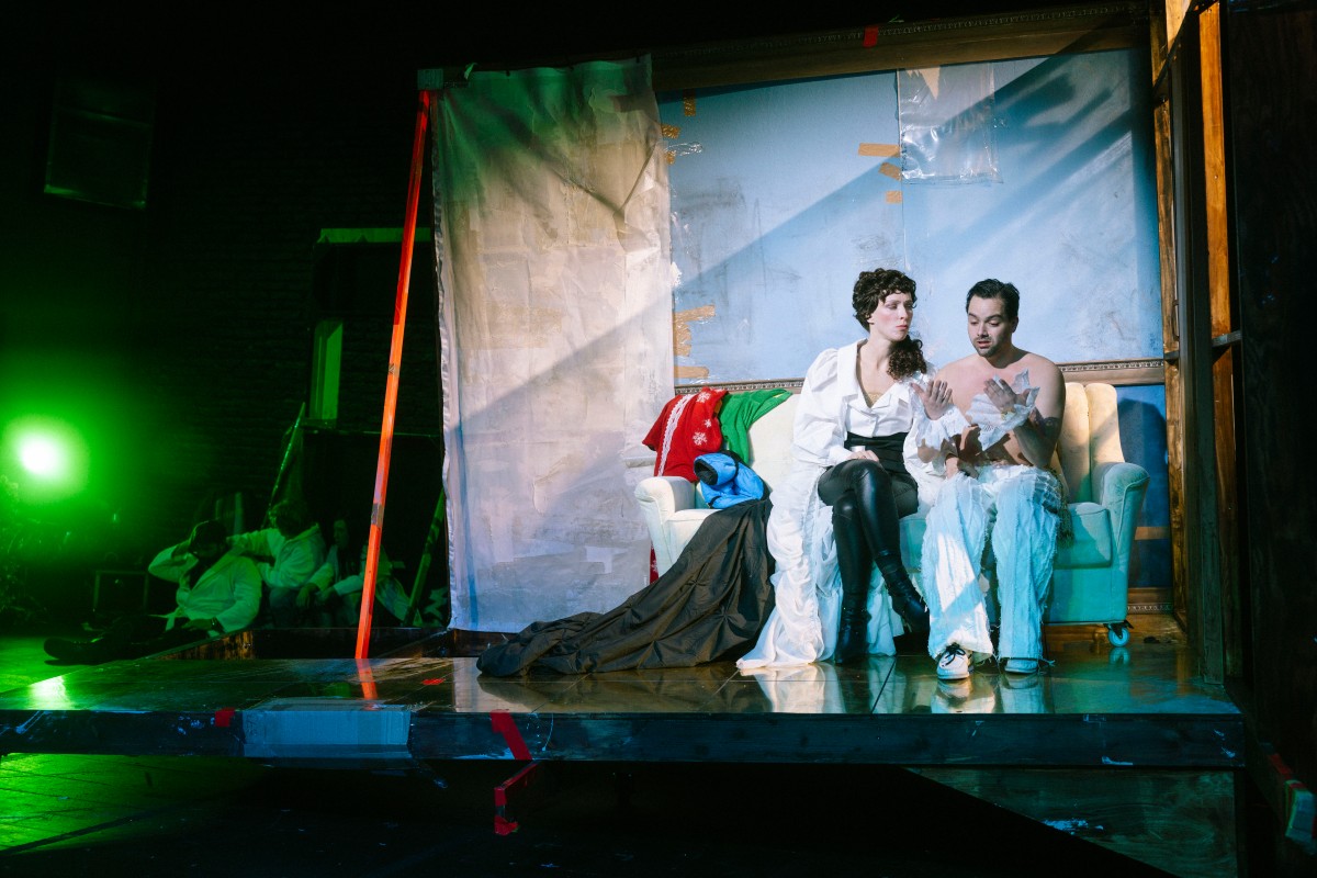 Nora oder Wie man das Herrenhaus kompostiert 