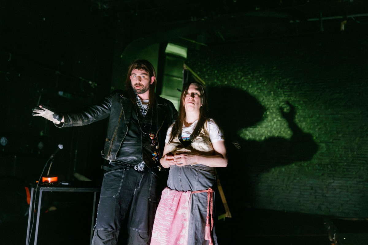 Nora oder Wie man das Herrenhaus kompostiert 